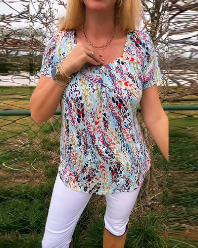 U-Neck Patterned Short Sleeve T-Shirt