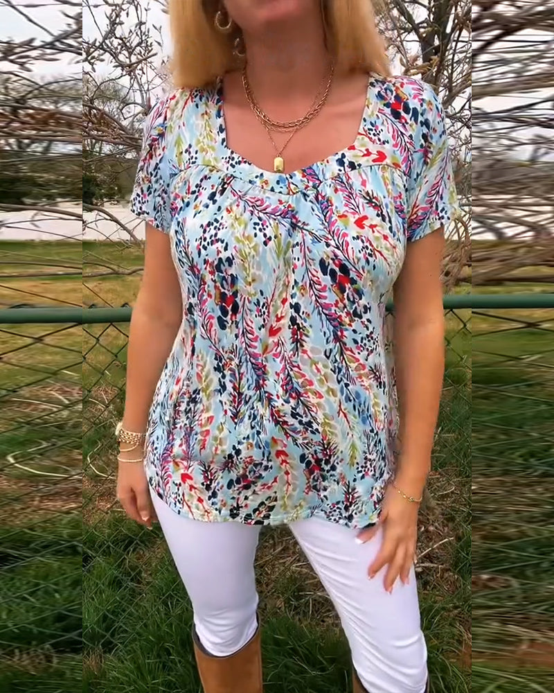 U-Neck Patterned Short Sleeve T-Shirt
