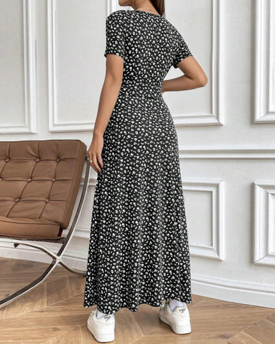 Elegant Dress with a Patterned Design