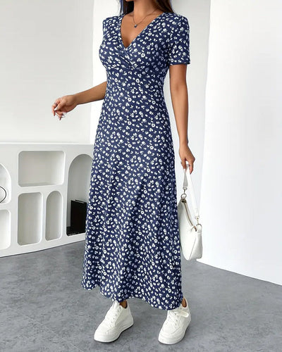 Elegant Dress with a Patterned Design